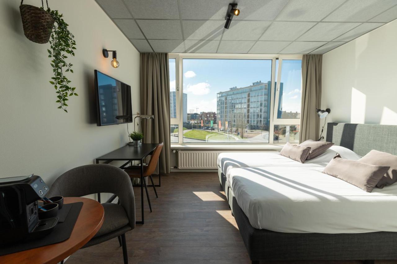 Eurohotel Leeuwarden Bagian luar foto